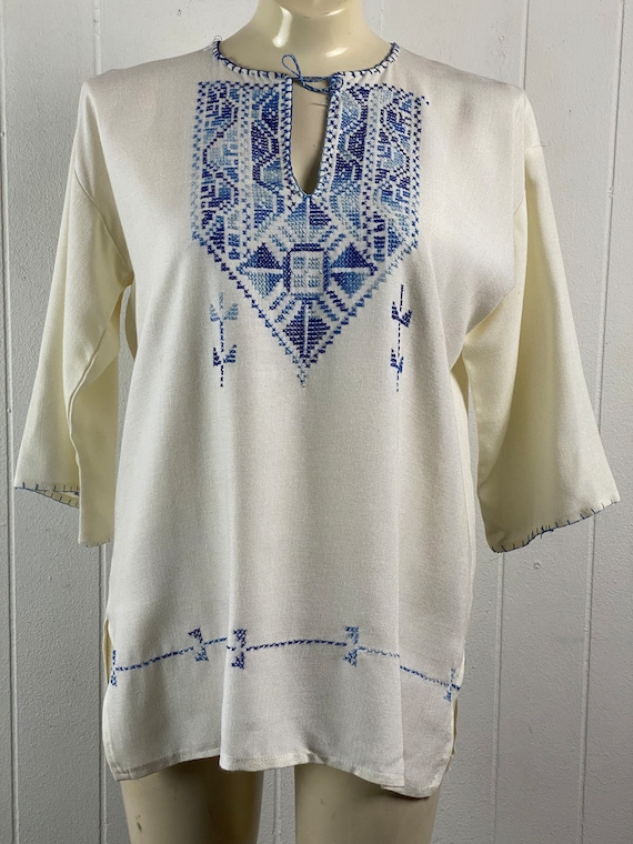 Vintage peasant blouse, hippie shirt, 1960s blouse, 1… Gem