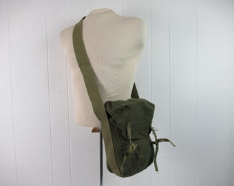 Vintage Bag, Shoulder Bag, 1950s Bag, U.S. Army Bag, Canvas Vintage Bag, Shoulder Bag, 1950s Bag, U.S. Army Bag, Canvas