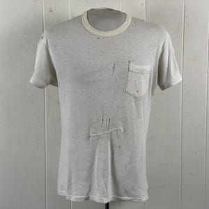 Vintage t shirt, size large, 1950s t shirt, 1950s pocket t shirt, Healthknit t shirt, distressed t shirt, plain t shirt, vintage clothing