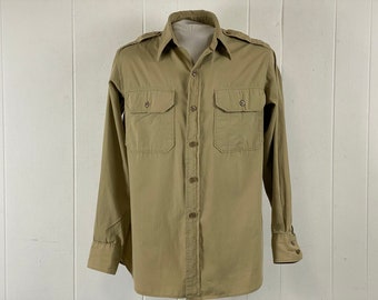 Vintage shirt, size medium, 1940s shirt, Army shirt, khaki shirt, military shirt, cotton poplin shirt, vintage workwear, vintage clothing