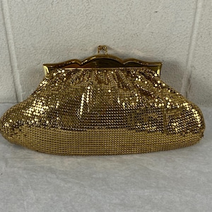 Vintage purse, metal mesh purse, 1960s purse, vintage clutch, Whiting and Davis purse, gold handbag, vintage clothing
