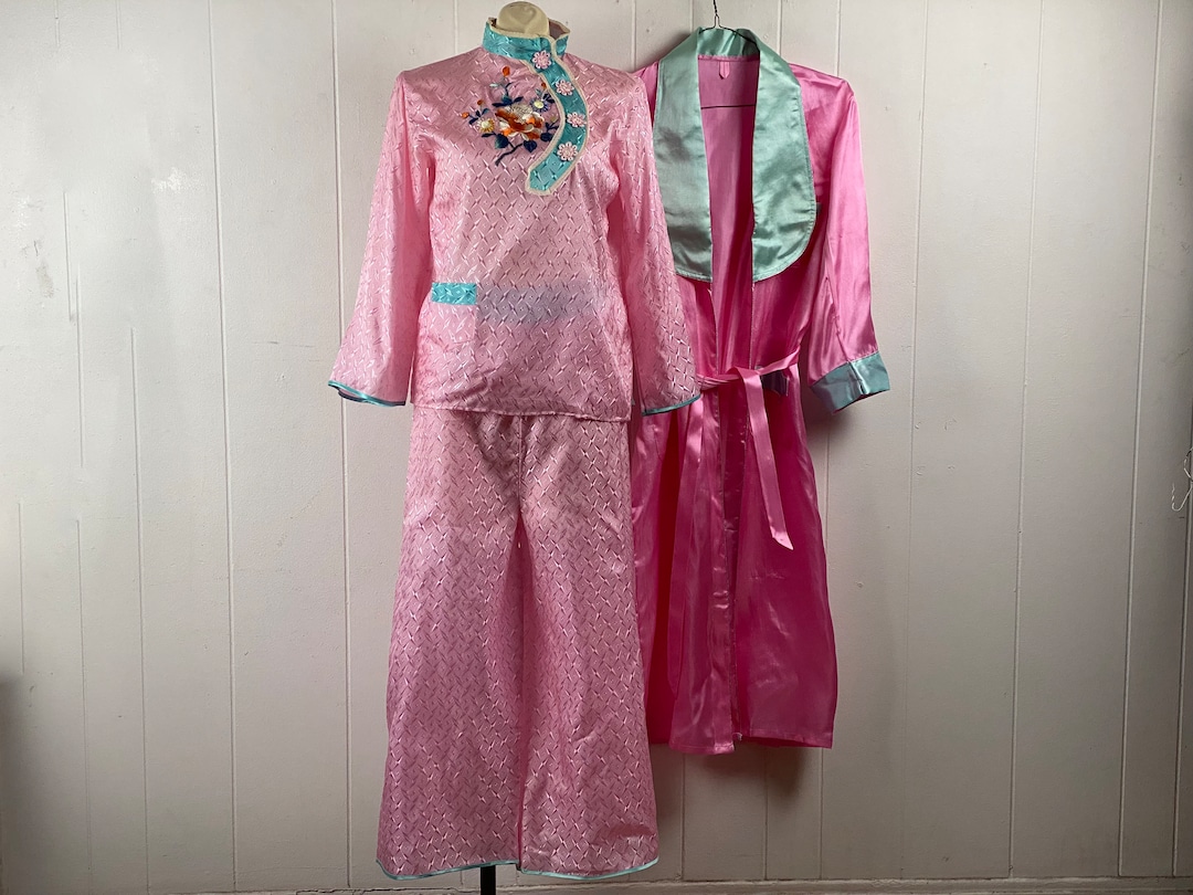 Vintage Silk Pajamas, Size Medium, Pajama Set, Robe Blouse Pants  
