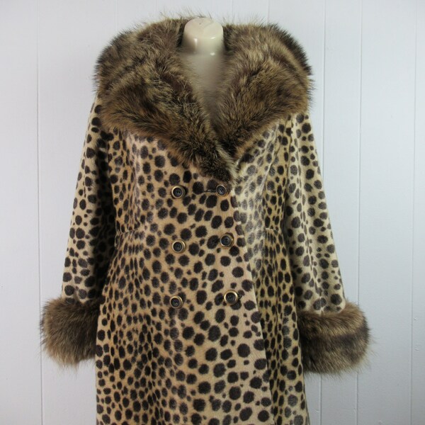 Vintage coat, leopard coat, 1960s coat, fur collar and cuffs, faux fur leopard, 1960s women's coat, vintage clothing, size medium