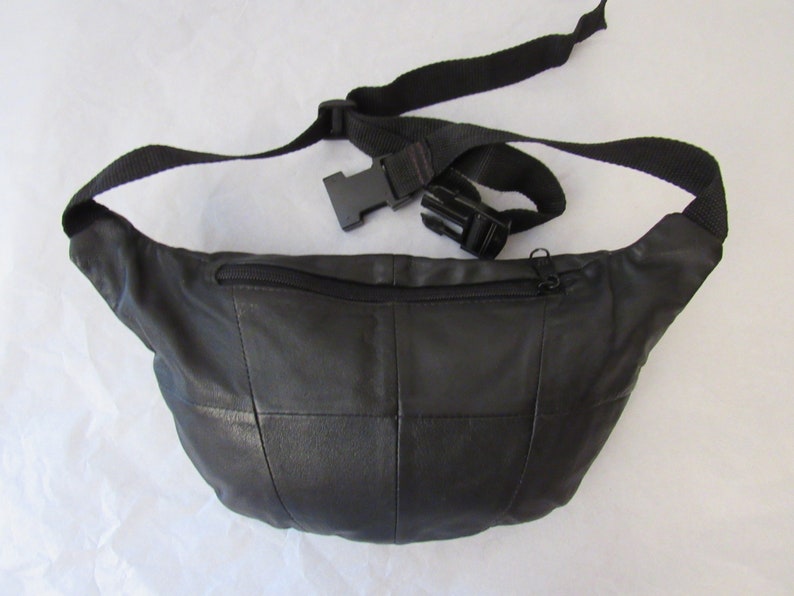 Vintage fanny pack, 1980s fanny pack, black leather fanny pack, vintage bag image 5