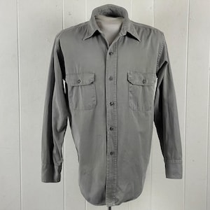 Vintage shirt, size medium, 1950s shirt, distressed shirt, vintage workwear, gray cotton twill shirt, vintage work shirt, vintage clothing