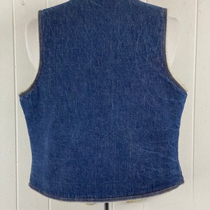 Vintage denim vest, size large, vintage Levi's vest, denim vest, vest coat, fleece lined, vintage Levi's, Sherpa vest, vintage clothing image 6