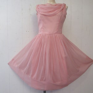 Vintage dress, pink dress, 1950s dress, prom dress, princess dress,  vintage clothing, size medium