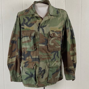 Vintage jacket, camouflage jacket, USMC jacket, Army jacket, military jacket, camo jacket, vintage clothing, size medium