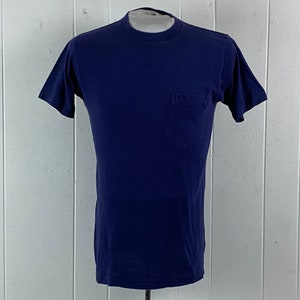Vintage t shirt, size medium, pocket t shirt, 1970s t shirt, blue pocket t shirt, vintage pocket tee, vintage clothing