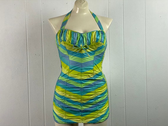 Vintage swimsuit, 1950s bathing suit, pin up swimwear… - Gem