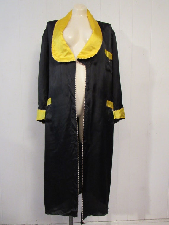 Vintage robe, asian robe, silk robe, black and ye… - image 2