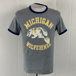 Vintage t shirt, size medium, 1970s t shirt, U of M  t shirt, Michigan Wolverines t shirt, school t shirt, Michigan shirt, vintage clothing