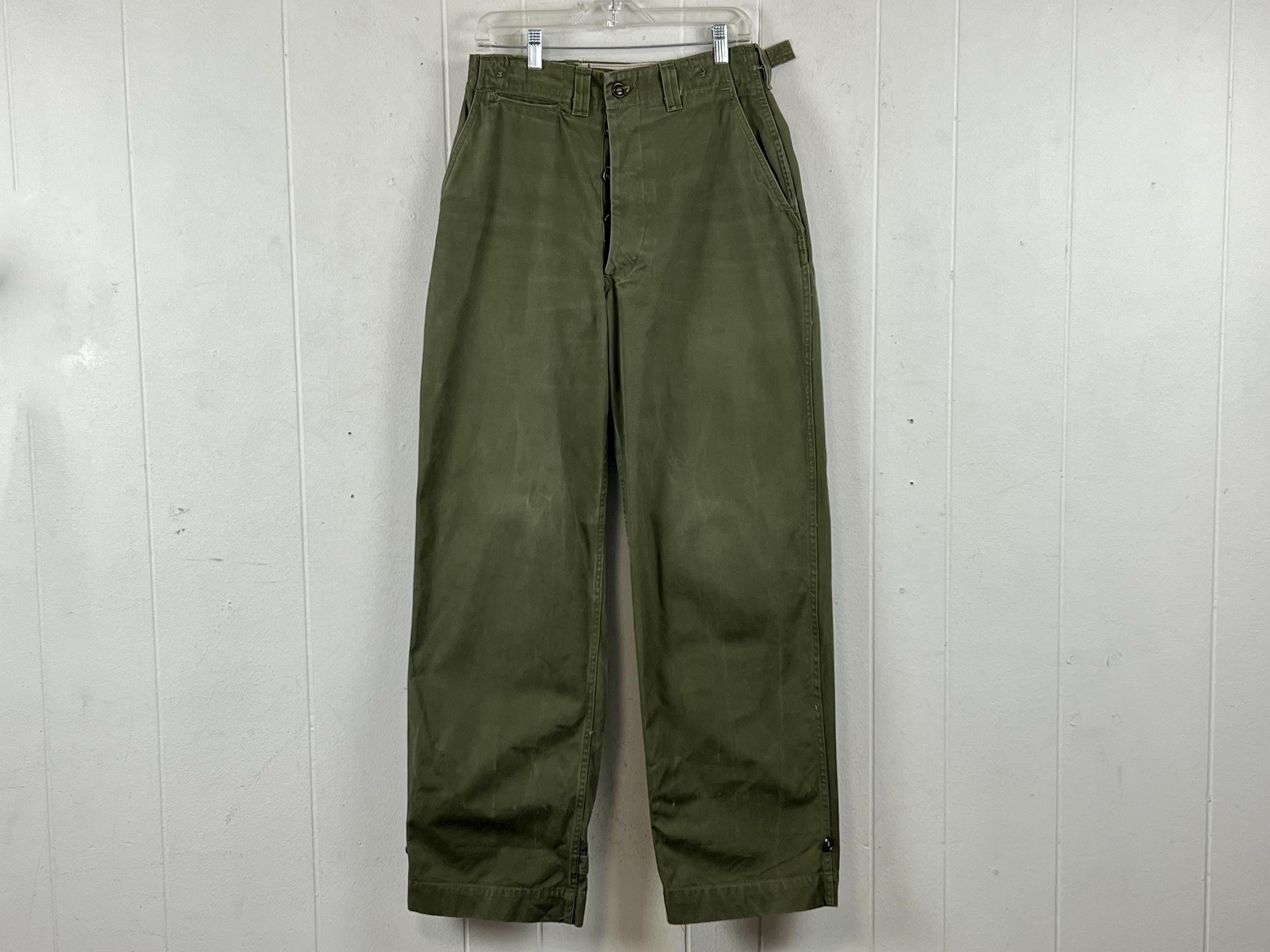 送料無料　綺麗な軍徳利　完品　近衛歩兵第4連隊　希少 1940s military pants - Etsy 日本