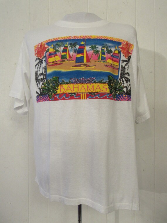 Vintage t-shirt, graphic t shirt, Bahamas t shirt… - image 2