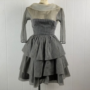 Vintage dress, size small, 1950s dress, gingham check dress, cotton dress, layered dress, rockabilly dress, vintage clothing