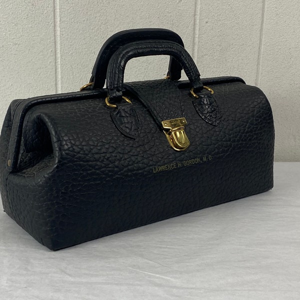 Vintage doctor's bag, black leather bag, doctor's purse, vintage handbag, Lilly Doctor's bag, vintage luggage, vintage clothing