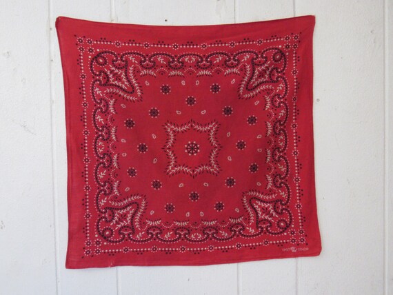 Vintage bandana, red bandana, 1940s bandana, eleph