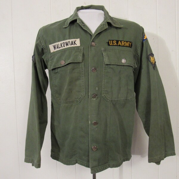 Vintage shirt, military shirt with patches, 1950s shirt, Army shirt, metal buttons, U.S. Army, military patches, vintage clothing, medium
