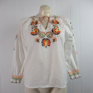 Vintage blouse, peasant shirt, hippy shirt, 1970s blouse, ethnic shirt, embroidered shirt, vintage clothing, size medium
