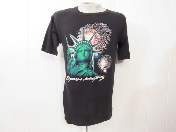 Vintage t-shirt, 1970s t shirt, big apple, New Yor