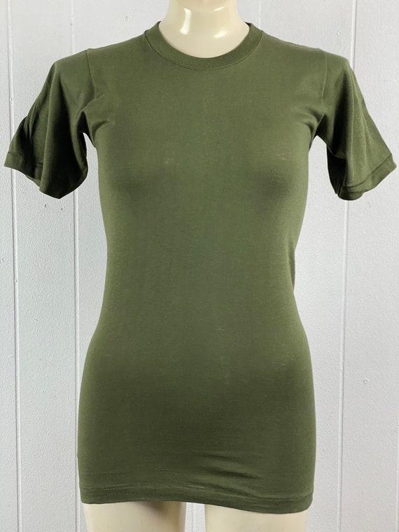 Vintage t shirt, size XS, Army shirt, 1960s t shirt, OG t shirt, Vietnam t shirt, green t shirt, military t shirt, vintage clothing, NOS View 2