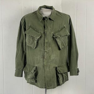 Vintage Jacke, Größe Large, 1960er Jahre Jacke, Vietnamjacke, abgenutzte Dschungeljacke, Schrägtasche, Kampfmantel, OG 107, Vintage Kleidung