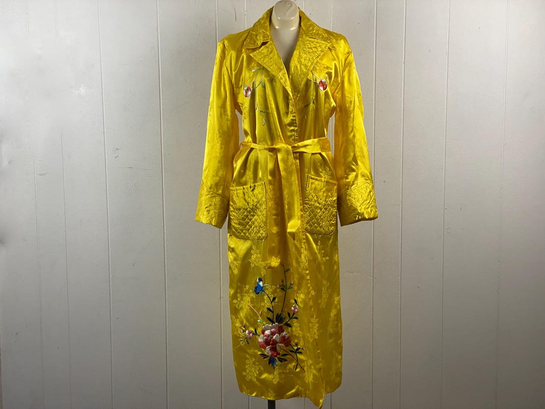 Yellow Silk Robe Vintage Robe, Size Large, Asian Robe, Silk Robe, Embroidered Robe ...