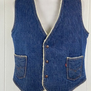 Vintage denim vest, size large, vintage Levi's vest, denim vest, vest coat, fleece lined, vintage Levi's, Sherpa vest, vintage clothing image 2