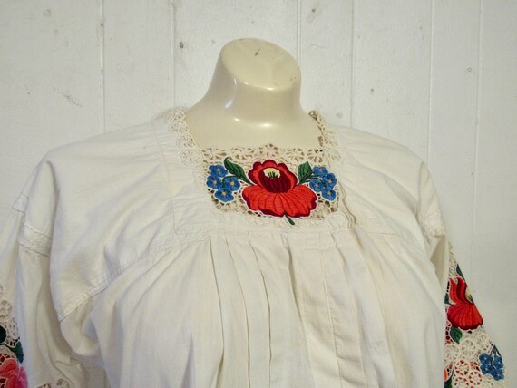 Vintage shirt, peasant blouse, 1950s blouse, embr… - image 2