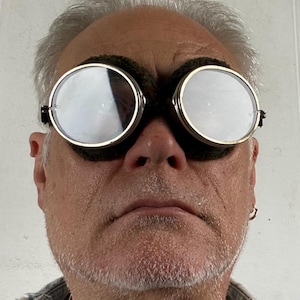 Motorcycle glasses, 1950s goggles, vintage motorcycle glasses, Wilson safety glasses, steampunk glasses, fur lined glasses, vintage eyewear