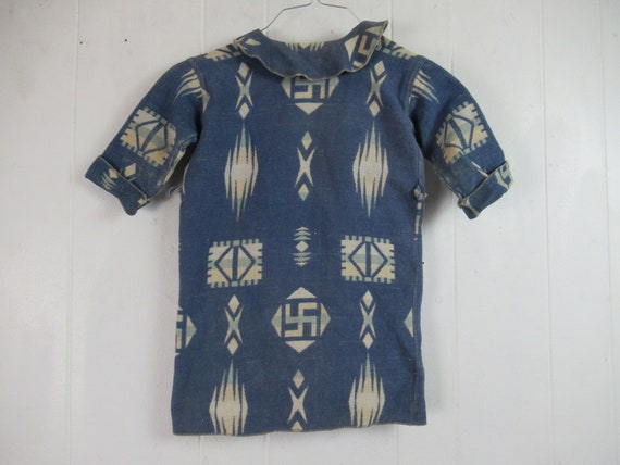 Vintage 1900s Beacon blanket robe, Navajo print bl