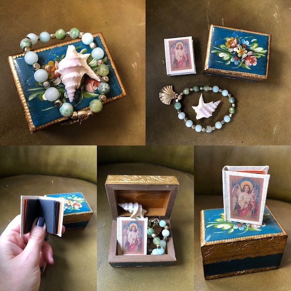 Miniature book relic box, treasure chest shell (ref 59)