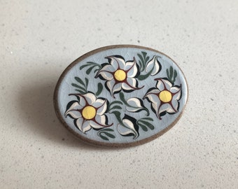 Vintage Keramik und Emaille florale Brosche