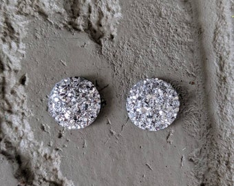 Silver druzy inspired earrings - sparkle earrings - elegant - classy jewelry - druzy earrings - druzy studs - silver earrings - round