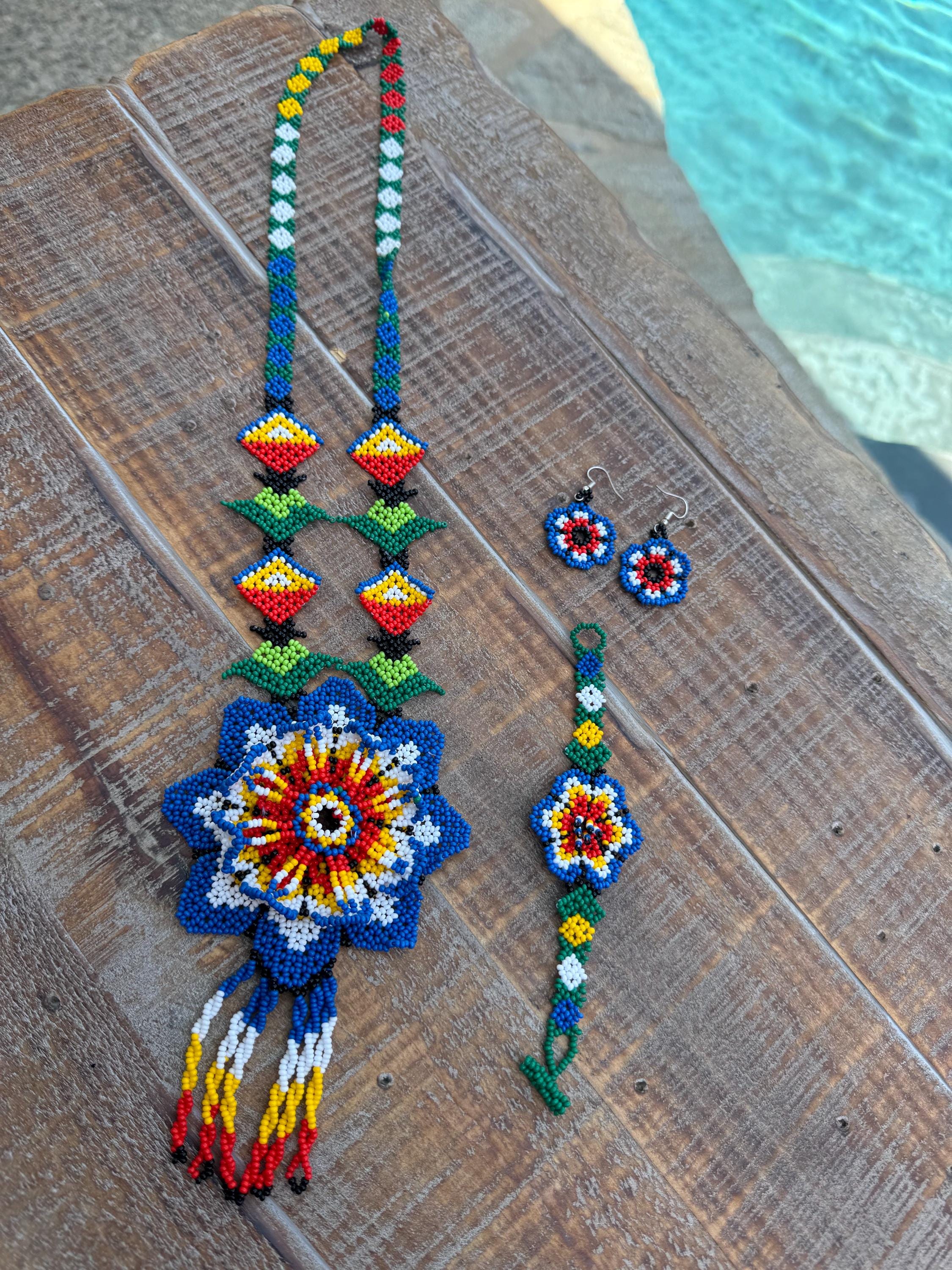 Handmade Mexican Beaded Necklace: Colorful Floral Design