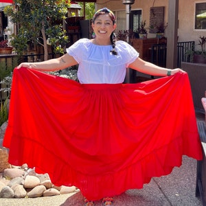 Mexican Folklore Skirt and Blouse Set: Women&#39;s Half Circle Skirt