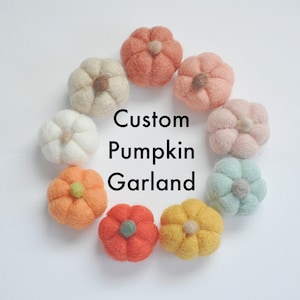 Custom Pumpkin Garland - Felt Pumpkin Banner - Pom Pom Garland - Felt Ball Bunting - Thanksgiving Decor - Fall Decoration - Halloween Party
