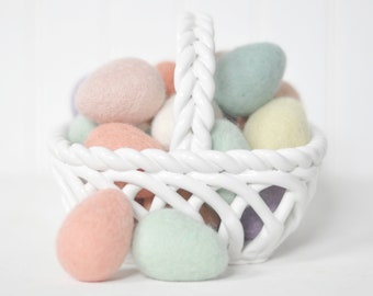 Pick your own - Loose Felt Eggs - 4 cm - Easter Decor - Spring Garland - Felted Egg Decoration - Tiered Tray