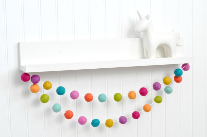 Pom Pom Garland, Party Decor