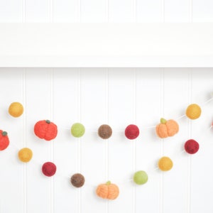 Felt Pumpkin Garland: Autumn Wool Ball Garland