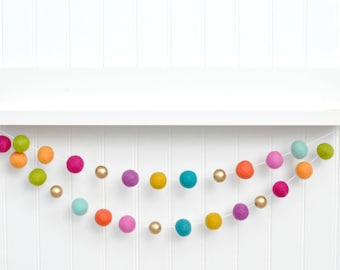 Felt Ball Garland: Colorful Wool Pom Poms & Gold Beads
