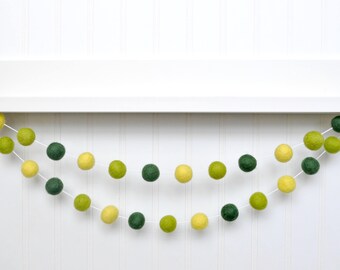 St. Patrick's Day Decor, St. Patrick's Day Felt Ball Garland, Pom Pom Garland, St. Patrick's Day Banner, Wool Felt Balls, Felt Banner