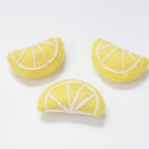 Loose felt lemons - Mix and match - Lemonade Decor