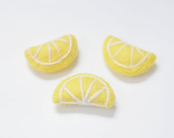 Loose felt lemons - Mix and match - Lemonade Decor