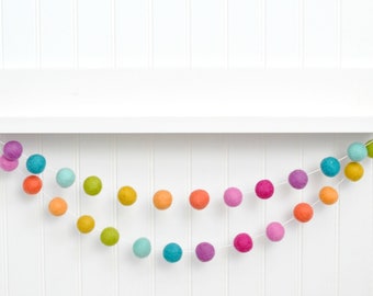 Bright Rainbow Felt Ball Garland - Birthday Party - Playroom Decoration - Children's Room