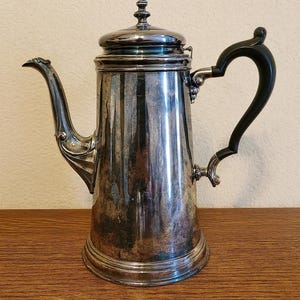 Oneida Coffee Pot, Silver Plate, Black Bakelite Handle, USA, 10.25" T, 1940's (Please Read Description) (Shipping Included)