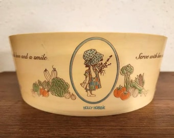 Vintage 1970s Holly Hobbie Bowl, Plastic, Coca Cola Company Collectors Series, 8.5" (Please Read Description) (Shipping Included)
