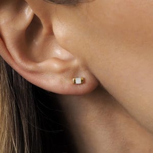 Etta Pearl Gold Stud Earrings