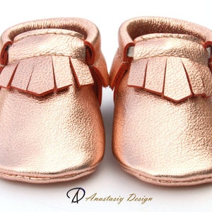 Baby Moccasins Leather Baby Moccasins, Rose Gold Fringed Leather Baby Moccasins, Baby Girl Moccasins, Toddler Moccasins, Baby Girl Shoes image 4