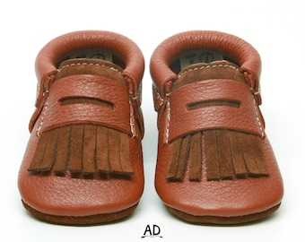 Baby Moccasins Saddle Brown Fringe Leather Baby Shoes Leather Baby Moccasins Baby Boy Moccasins Suede Bottom Baby Girl Shoes Boys Moccs